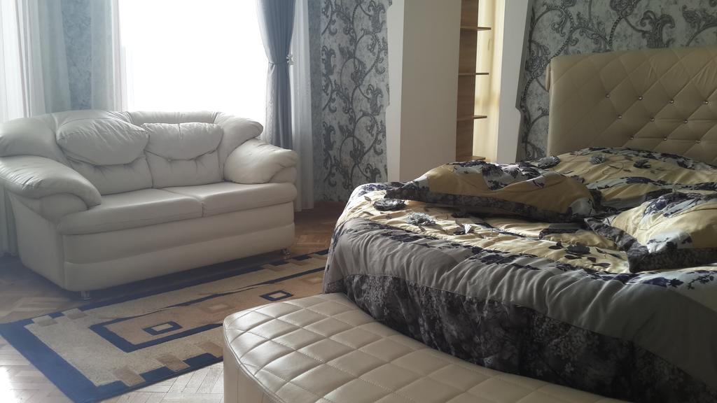 Edemi Hotel كوتايسي الغرفة الصورة